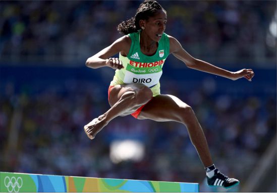 ಒಂದೇ ಶೂನಲ್ಲಿ ಓಡಿ ಎಲ್ಲರ ಹೃದಯ ಗೆದ್ದ ಇಥಿಯೋಪಿಯದ ಅಥ್ಲೀಟ್ ಡಿರೋ