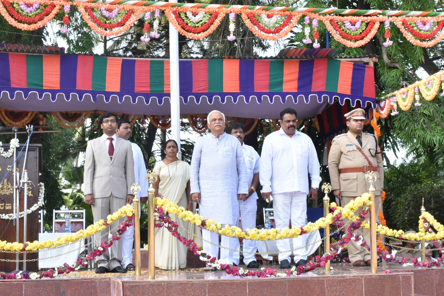 ಜಿಲ್ಲೆಯ ಸಮಗ್ರ ಅಭಿವೃದ್ಧಿಗೆ  ದಿಟ್ಟ ಹೆಜ್ಜೆ: ಸಚಿವ ದೇಶಪಾಂಡೆ