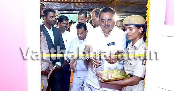 ದುರ್ಬಲ ವರ್ಗದ ಪರವಾಗಿ ಪೊಲೀಸರು ಕಾರ್ಯ ನಿರ್ವಹಿಸುವ ಅಗತ್ಯವಿದೆ: ಸಚಿವ ರೈ