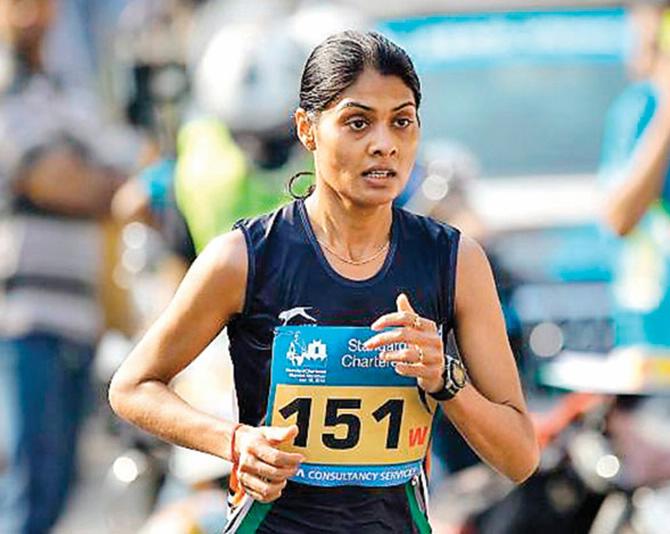 ಬರದ ನಾಡಲ್ಲಿ ಬಡತನದ ನಡುವೆಯೂ ಅಪೂರ್ವ ಸಾಧನೆ ಮೆರೆದ ಲಲಿತಾ..!