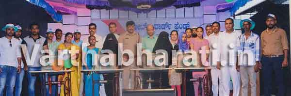 ಬದ್ರಿಯಾ ರಸ್ತೆಯಲ್ಲಿ ಸ್ವಾತಂತ್ರ್ಯ ದಿನಾಚರಣೆ