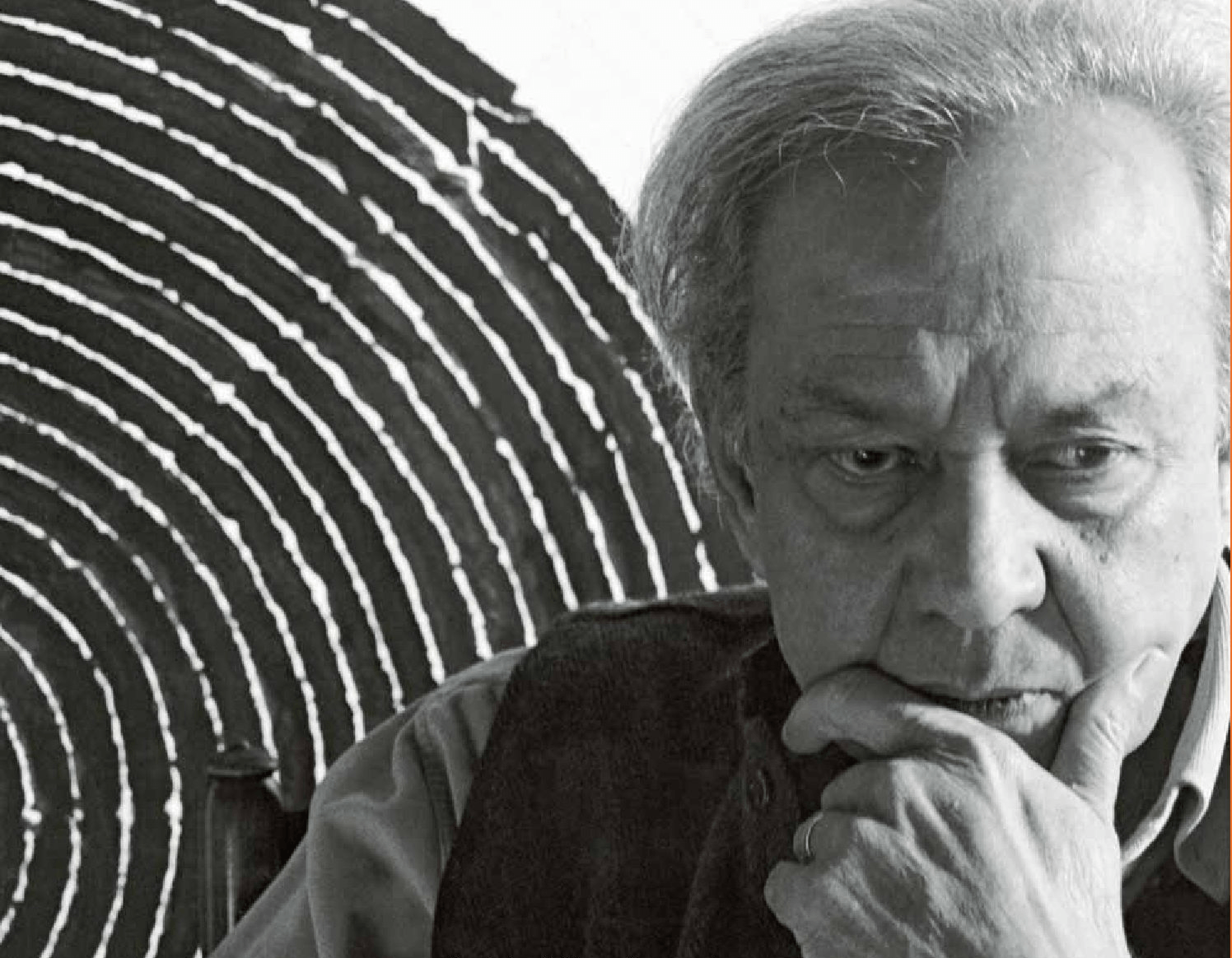 ಚಿಕ್ಕ ಚುಕ್ಕಿಯಲ್ಲಿ ಬ್ರಹ್ಮಾಂಡ ಪ್ರದರ್ಶಿಸುವ ಕಲಾವಿದ ರಝಾ