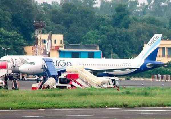 ವಿಮಾನ ಹಾರಾಟದಲ್ಲಿರುವಾಗಲೇ ಪೈಲಟ್‌ಗಳ ಸೆಲ್ಫಿ!