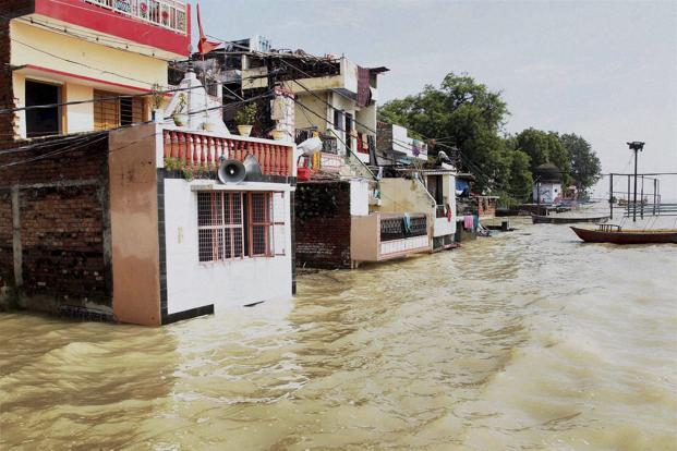 ಉ.ಪ್ರ: ಅಪಾಯದ ಮಟ್ಟ ದಾಟಿದ ಗಂಗಾ, ಯಮುನಾ