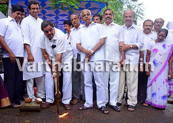 ಸ್ಕೈ ವಾಕ್ ಕಾಮಗಾರಿಗೆ ಶಿಲಾನ್ಯಾಸ