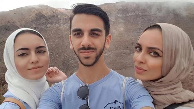 ಮೂವರು ಭಾರತೀಯ ಮೂಲದವರನ್ನು ವಿಮಾನದಿಂದ ಕೆಳಗಿಳಿಸಿದ ಬ್ರಿಟಿಶ್ ಪೊಲೀಸರು