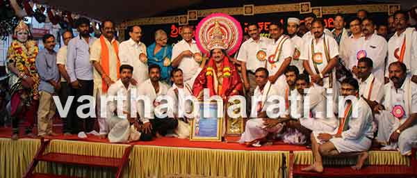 ಡಾ.ಎಂ ಮೋಹನ ಆಳ್ವರಿಗೆ ತಿಂಶತಿ ವರ್ಷ ಸಂಭ್ರಮ ಪುರಸ್ಕಾರ-2016 ಪ್ರಧಾನ