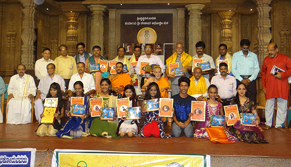 ಸಾಧಕರಿಗೆ ‘ಚೈತನ್ಯಶ್ರೀ’ ಪ್ರಶಸ್ತಿ ಪ್ರದಾನ