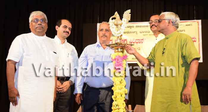 ಆಧುನಿಕ ಆಹಾರ ಪದ್ಧತಿಯಿಂದ ರೋಗಗಳ ಹೆಚ್ಚಳ: ಡಾ. ಖಾದರ್ ಕಳವಳ