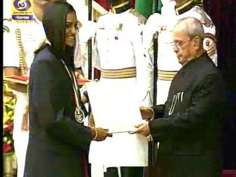 ಸಿಂಧು,ಸಾಕ್ಷಿ, ದೀಪಾ, ಜಿತುಗೆ ಖೇಲ್ ರತ್ನ ಪ್ರದಾನ