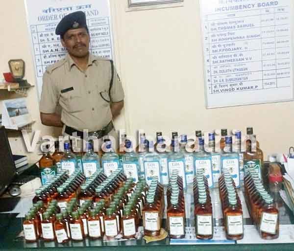 ಕಾರವಾರ: ಕೊಂಕಣ ರೈಲಿನಲ್ಲಿ ಅಕ್ರಮ ಗೋವಾ ಮದ್ಯ ವಶ