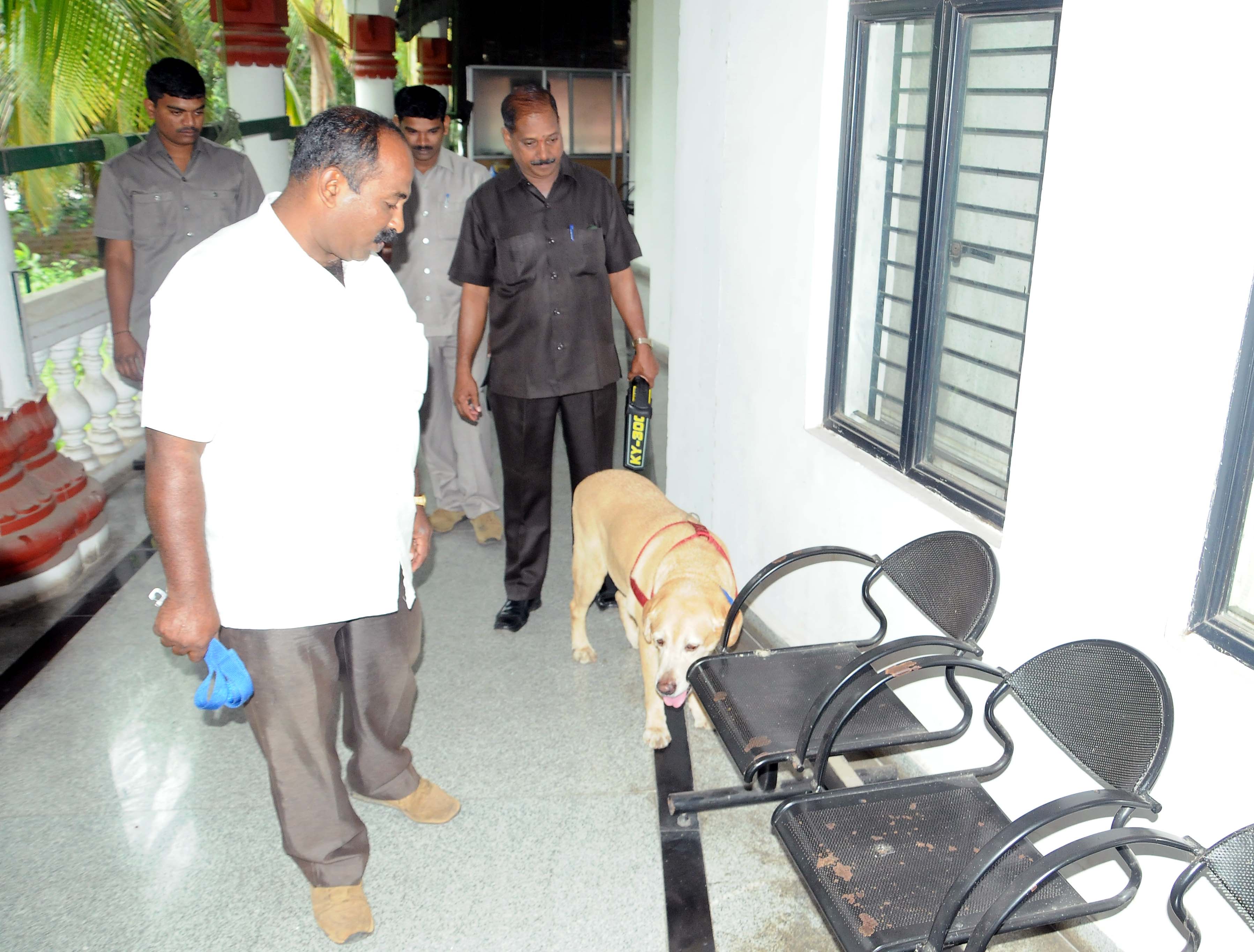 ಶಿವಮೊಗ್ಗದಲ್ಲಿ ಪೊಲೀಸ್ ಇಲಾಖೆಯಿಂದ ಮುನ್ನೆಚ್ಚರಿಕೆ ಕ್ರಮ