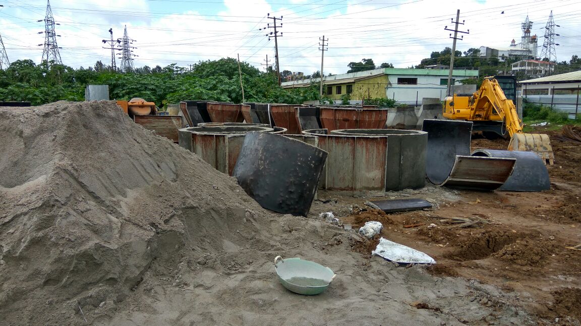 ನಿಧಾನಗತಿಯಲ್ಲಿ ಸಾಗುತ್ತಿರುವ ಒಳಚರಂಡಿ ಕಾಮಗಾರಿ