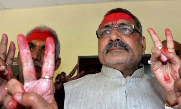 ಹಿಂದೂಗಳನ್ನು ಹಿಜ್ಡಾ ಎಂದು ಕರೆದ ಕೇಂದ್ರ ಸಚಿವನನ್ನು ಜೈಲಿಗೆ ತಳ್ಳಿ