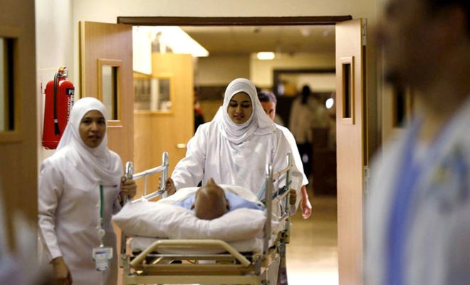 ವಲಸಿಗರಿಗೆ ಸೌದಿ ಸಂಕಟ  : ಮೊಬೈಲ್ ಬಳಿಕ ಆರೋಗ್ಯ ಕ್ಷೇತ್ರದ ಸರದಿ