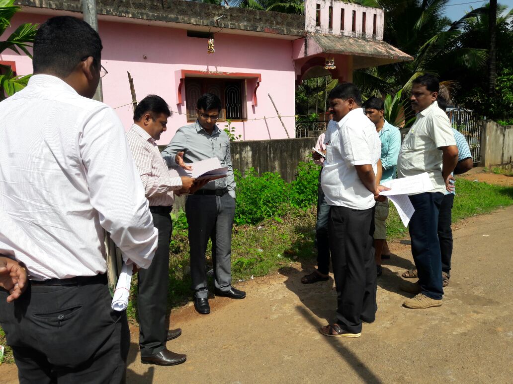 ಸೀಬರ್ಡ್ ನಿರಾಶ್ರಿತರ ಕೇಂದ್ರಕ್ಕೆ ಜಿಲ್ಲಾಧಿಕಾರಿ ಭೇಟಿ