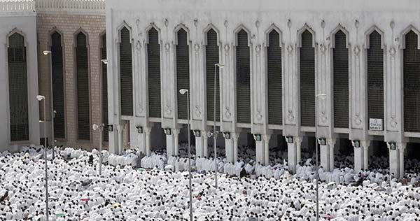 ಅರಫಾತ್‌ಗೆ ಹರಿದುಬಂದ ಯಾತ್ರಿಕರ ಮಹಾಪೂರ