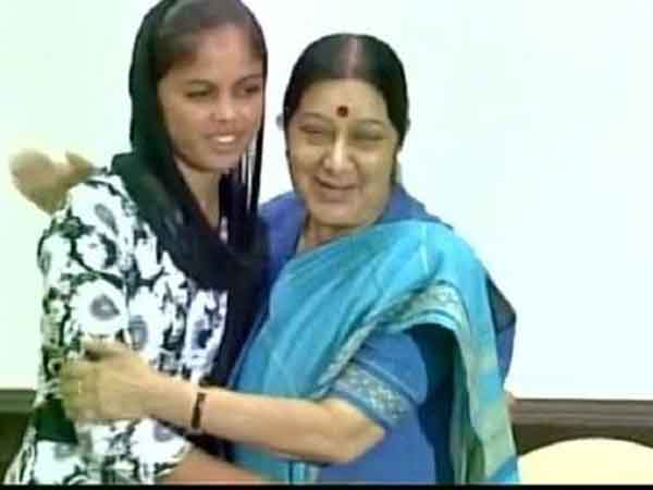 ಪಾಕಿಸ್ತಾನಿ ಬಾಲಕಿಯ ಶಾಲಾ ಪ್ರವೇಶಕ್ಕೆ ಸುಷ್ಮಾ ಸಹಾಯಹಸ್ತ