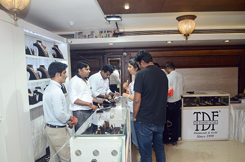 ‘ಟಿಡಿಎಫ್ ಡೈಮಂಡ್ ಫ್ಯಾಕ್ಟರಿ’ಯಿಂದ ಚಿನ್ನ, ವಜ್ರಾಭರಣಗಳ ಪ್ರದರ್ಶನ