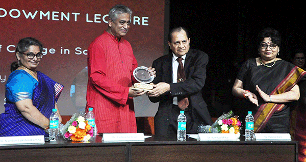 ಸಮಾಜದ ಬದಲಾವಣೆಗೆ ನಾಗರಿಕ ಪತ್ರಿಕೋದ್ಯಮಕ್ಕೆ ಒತ್ತು:  ರಾಜ್‌ದೀಪ್ ಸರ್ದೇಸಾಯಿ ಆಶಯ