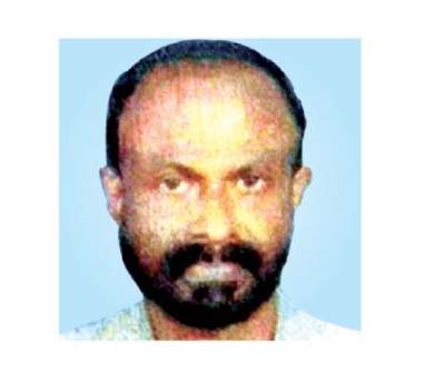 ಕಾಸರಗೋಡು ಜಿಲ್ಲೆಗೆ ವರ್ಗಾವಣೆಯಾದ ಗ್ರಾಮ ಅಧಿಕಾರಿ ಆತ್ಮಹತ್ಯೆ