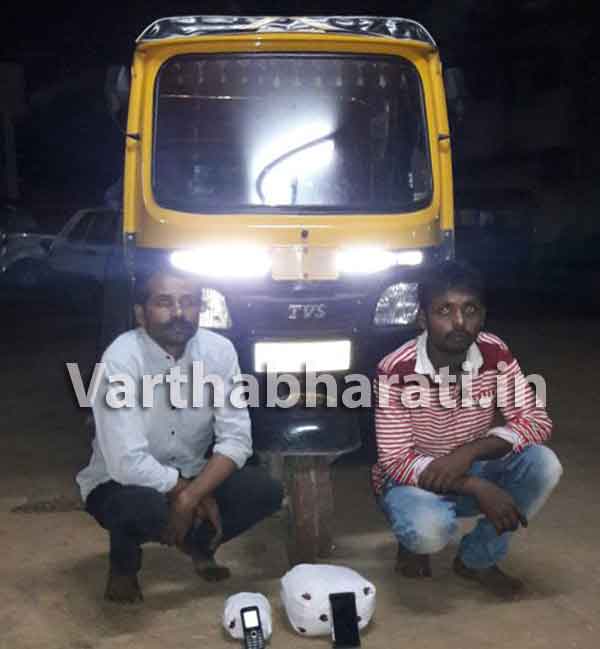 ಪುತ್ತೂರು: ಗಾಂಜಾ ಮಾರಾಟ ಮಾಡುತ್ತಿದ್ದ ಇಬ್ಬರ ಬಂಧನ