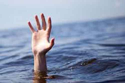 ಸೋಮೇಶ್ವರ: ನೀರುಪಾಲಾಗುತ್ತಿದ್ದ ಮೀನುಗಾರನನ್ನು ರಕ್ಷಿಸಿದ ಕೋಸ್ಟ್‌ಗಾರ್ಡ್ ಸಿಬ್ಬಂದಿ