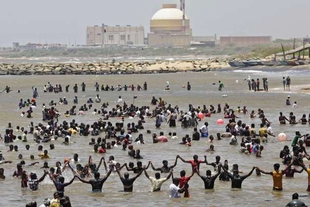 ತಮಿಳುನಾಡಿನ ಈ ಗ್ರಾಮದ ಎಲ್ಲ  8,856  ಜನರು ದೇಶದ್ರೋಹಿಗಳು ?