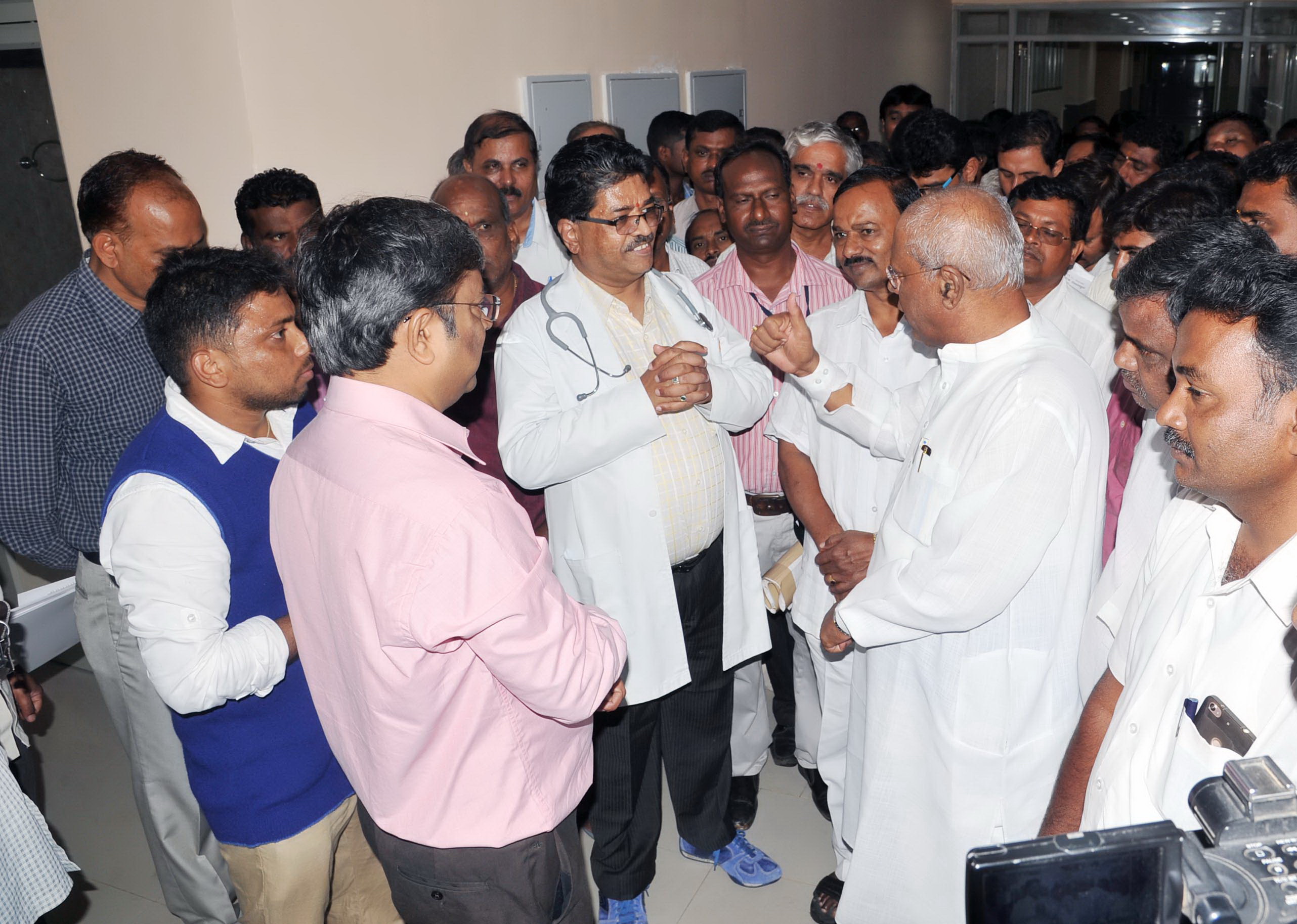 ಕಾರ್ಮಿಕರಿಗೆ ಅನುಕೂಲವಾಗುವಂತೆ ಸೌಲಭ್ಯ ಒದಗಿಸಲು ಕೇಂದ್ರಕ್ಕೆ ಮನವಿ: ಸಿದ್ದೇಶ್ವರ್