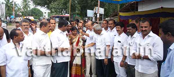 ಎ.ಬಿ.ಶೆಟ್ಟಿ ವೃತ್ತ-ಅಗ್ನಿಶಾಮಕದಳ ಕಚೇರಿ ರಸ್ತೆ ಕಾಂಕ್ರಿಟೀಕರಣಕ್ಕೆ ಶಿಲಾನ್ಯಾಸ