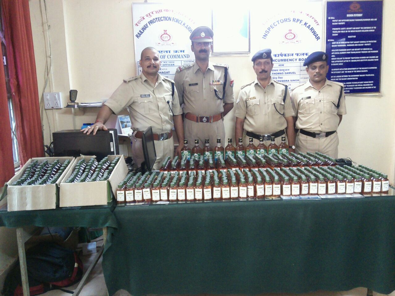 ಕಾರವಾರ: ಅಕ್ರಮ ಗೋವಾ ಮದ್ಯ ವಶ