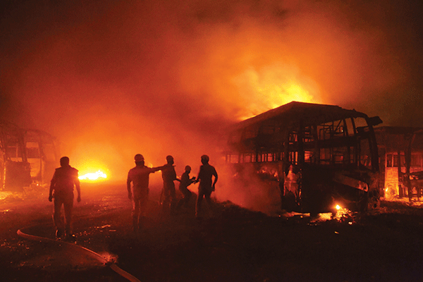 ಬೆಂಗಳೂರು: ಬಸ್‌ಗಳಿಗೆ ಬೆಂಕಿಯಿಟ್ಟ ಪ್ರಕರಣ; ಯುವತಿ ಸೇರಿ 11 ಮಂದಿಯ ಬಂಧನ