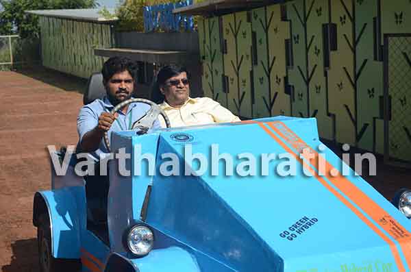 ಉನ್ನತ ಶಿಕ್ಷಣ ಸಚಿವರಿಗೆ ಮಂಗಳೂರಿನಲ್ಲಿ ವಿನೂತನ ಕಾರು!