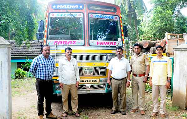 ಅಕ್ರಮ ಮರ ಸಾಗಾಟ: ಲಾರಿ ವಶ