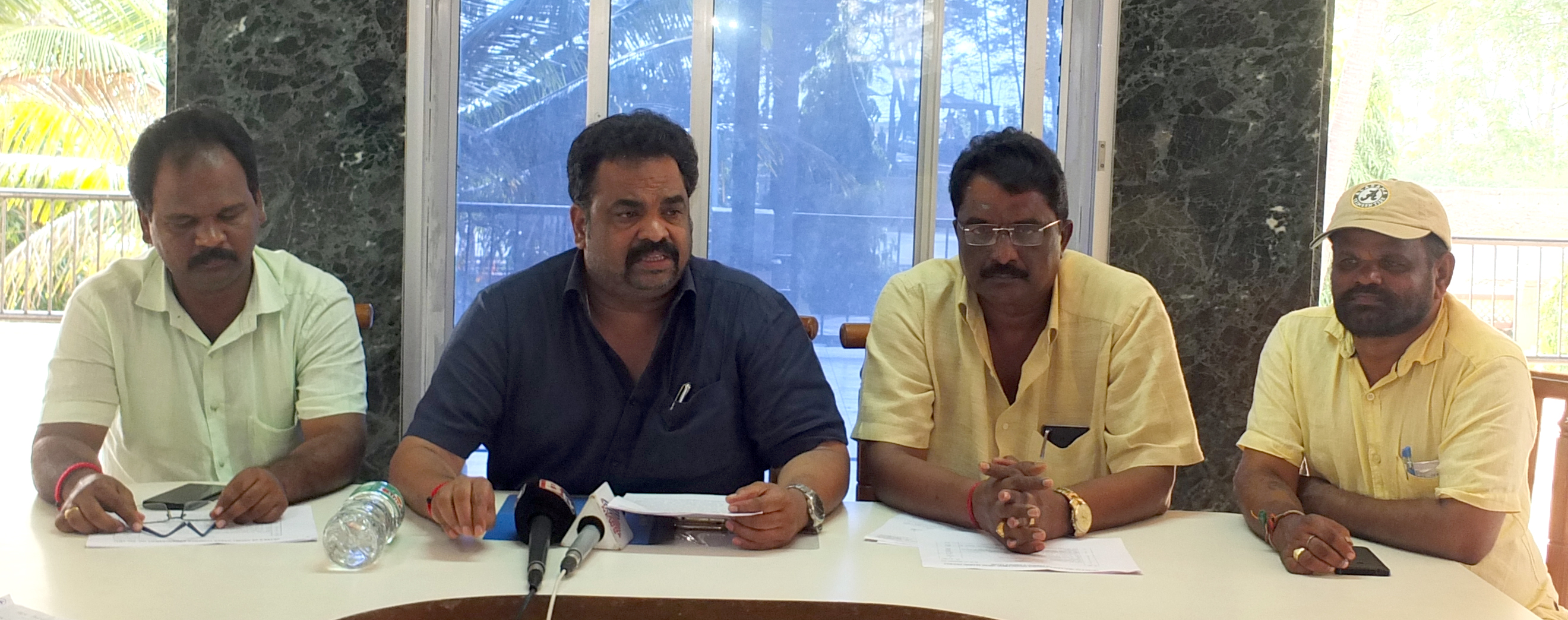 ನಿರಾಶ್ರಿತರಿಗೆ ಪರಿಹಾರ ನೀಡುವಲ್ಲಿ ರಕ್ಷಣಾ ಇಲಾಖೆಯಿಂದ ವಿಳಂಬ: ಆರೋಪ