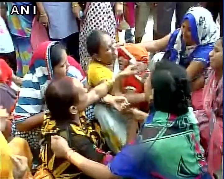 ದಿಲ್ಲಿಯಲ್ಲಿ ಯುವತಿಯ ಭೀಭತ್ಸ ಹತ್ಯೆ