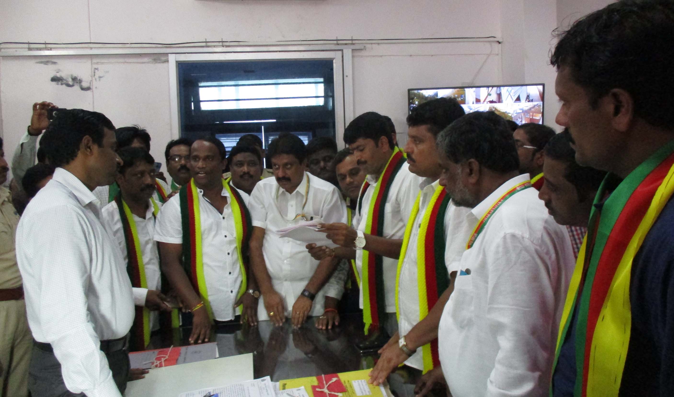 ಕೇಂದ್ರ ಮಧ್ಯಸ್ಥಿಕೆ ವಹಿಸಿ ರಾಜ್ಯ ನೀರಿನ ಸಮಸ್ಯೆ ಬಗೆಹರಿಸಲಿ:  ಕೆ.ಎನ್. ಜಗದೀಶ್