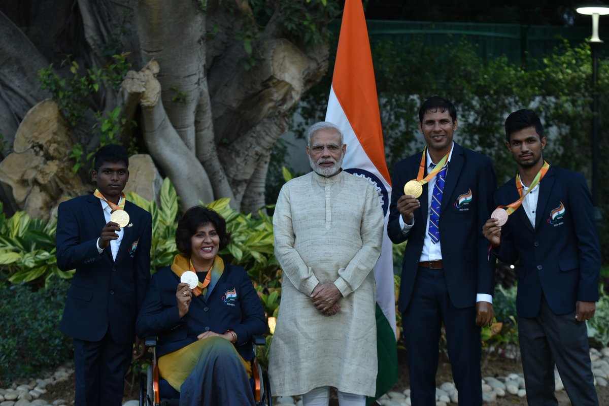 ಪ್ಯಾರಾಥ್ಲೀಟ್‌ರನ್ನು ಭೇಟಿಯಾದ ಪ್ರಧಾನಿ
