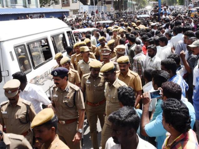 ಕೊಯಮತ್ತೂರು ಹಿಂಸಾಚಾರ:50 ಜನರ ಬಂಧನ