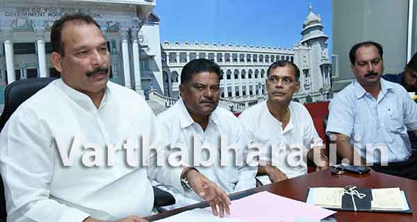 ಬಿಜೆಪಿಯಿಂದ ರಾಜ್ಯ ಸರಕಾರವನ್ನು ಅಸ್ಥಿರಗೊಳಿಸುವ ಪ್ರಯತ್ನ: ಐವನ್ ಡಿಸೋಜ