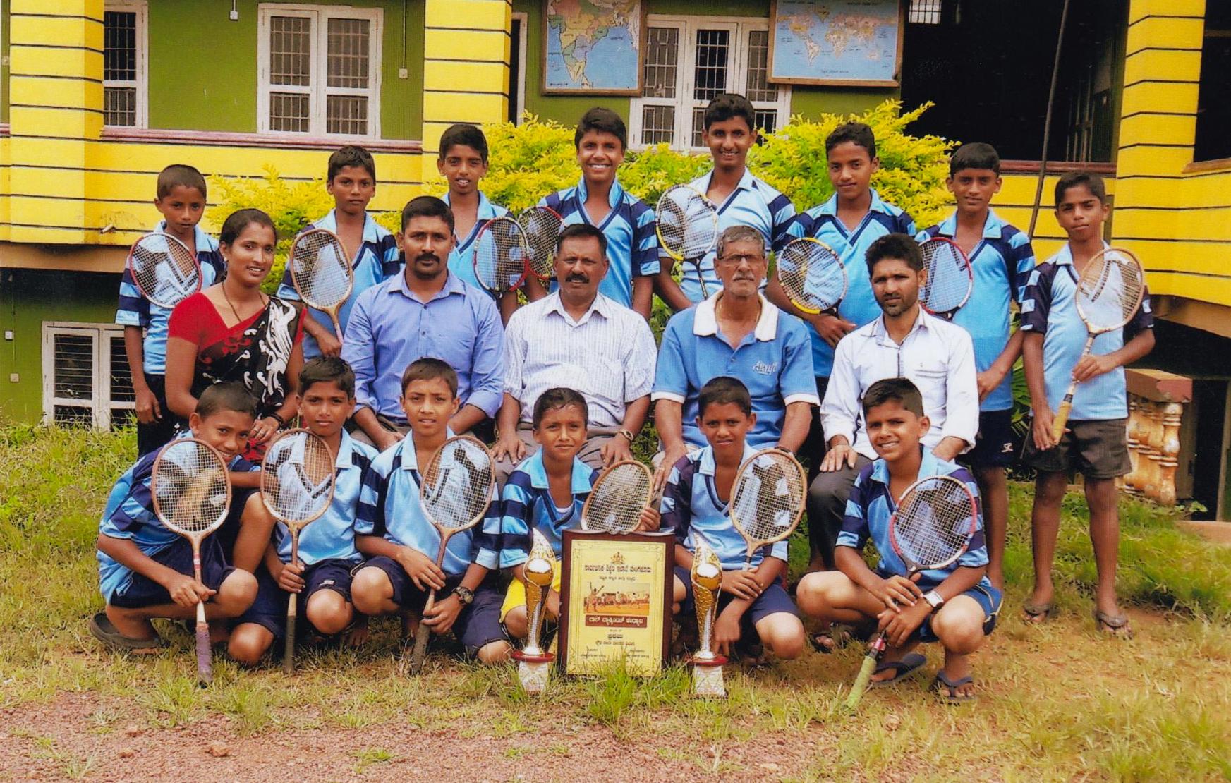 ಬ್ಯಾಡ್ಮಿಂಟನ್‌ನಲ್ಲಿ ನಾಟೆಕಲ್ ಮುಸ್ಲಿಮ್ ವಸತಿ ಶಾಲೆ ಪ್ರಥಮ