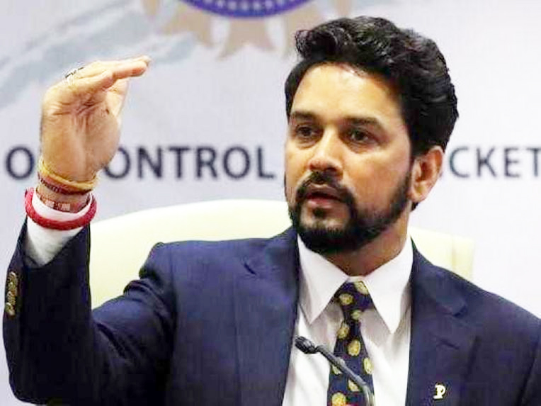 ಟೆಸ್ಟ್‌ನಲ್ಲಿ ಗುಲಾಬಿ ಬಣ್ಣದ ಚೆಂಡು ಬಳಕೆ ಸದ್ಯಕ್ಕಿಲ್ಲ: ಠಾಕೂರ್