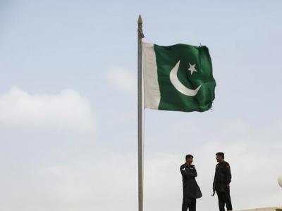 ಕರಾಚಿ ವಾಯು ಪ್ರದೇಶದಲ್ಲಿ ತಗ್ಗಿನಲ್ಲಿ ವಿಮಾನ ಹಾರಾಟ ನಿಷೇಧಿಸಿದ ಪಾಕ್