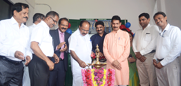 1.83 ಕೋ. ವೆಚ್ಚದಲ್ಲಿ ರವೀಂದ್ರ ಕಲಾಭವನ ನವೀಕರಣ: ಮೊಯ್ಲಿ