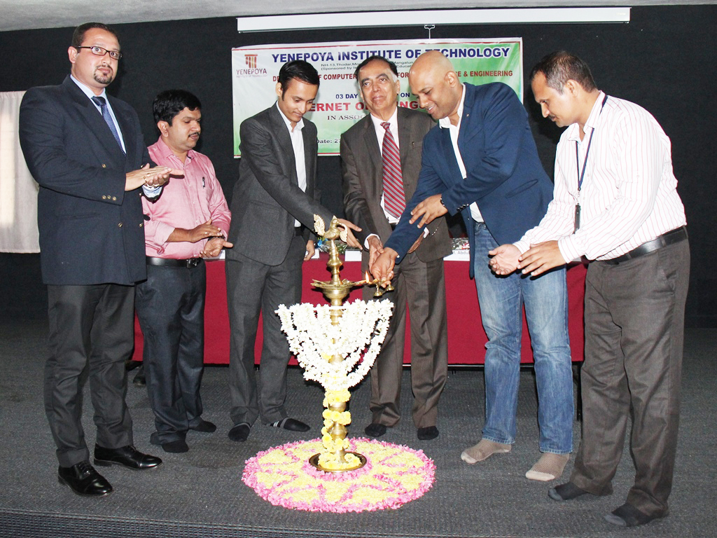 ಯೆನೆಪೊಯದಲ್ಲಿ ಅಂತರ್ಜಾಲ ತಂತ್ರಜ್ಞಾನ ಕಾರ್ಯಾಗಾರ