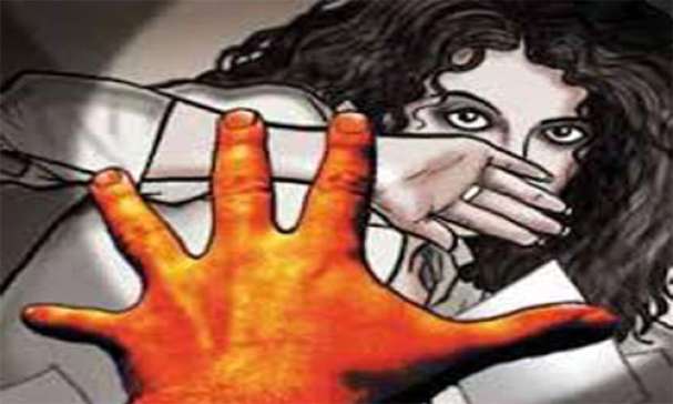 ತಂದೆತಾಯಿಯನ್ನು ಕಟ್ಟಿಹಾಕಿ 12 ವರ್ಷದ ಬಾಲಕಿಯ  ಬರ್ಬರ  ಅತ್ಯಾಚಾರ