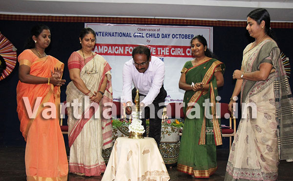 ಶಾಲಾ ಕಾಲೇಜುಗಳಲ್ಲಿ ಜಾಗೃತಿ ಅಗತ್ಯ : ಡಾ.ಶಶಿಕಲಾ