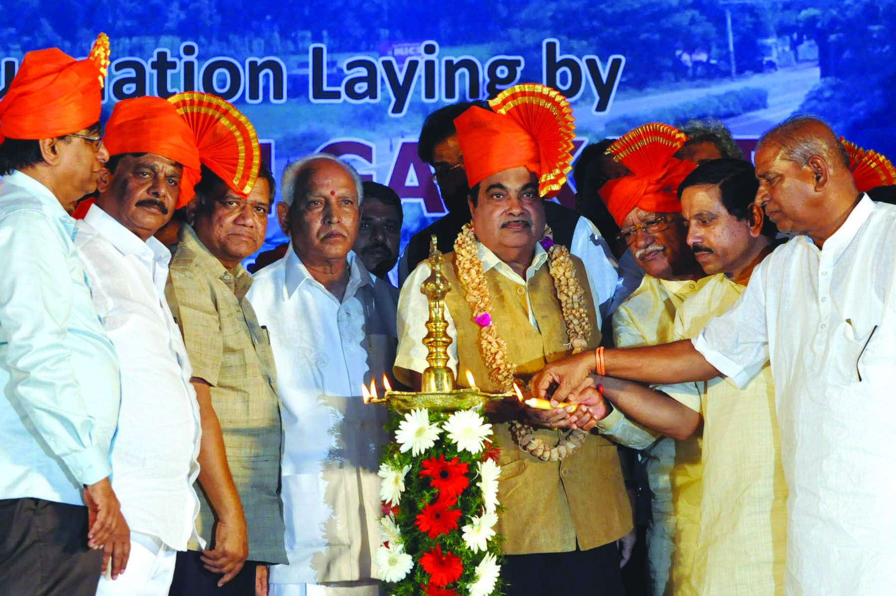 6 ರಾಜ್ಯ ಹೆದ್ದಾರಿಗಳು ಮೇಲ್ದರ್ಜೆಗೆ: ನಿತಿನ್ ಗಡ್ಕರಿ