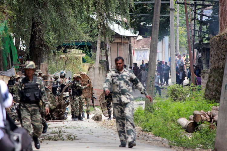 ಕಾಶ್ಮೀರ: ಫೋಟೊ ಜರ್ನಲಿಸ್ಟ್‌ಗಳ ಮೇಲೆ ಪೊಲೀಸರಿಂದ ಹಲ್ಲೆ ಆರೋಪ