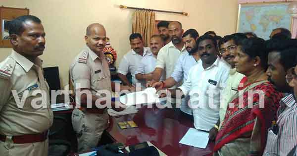 ಹಿಂದೂ ದೇವರ ನಿಂದನೆ: ಪೊಲೀಸರಿಗೆ ದೂರು